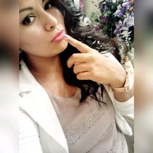 Meet your Posher, Kenia